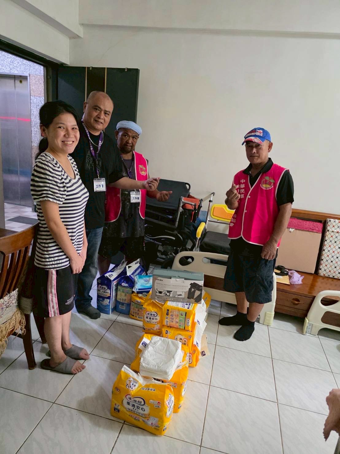 物資有形，愛心無限——感謝土城善心人士！(標題圖檔)